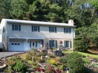 10 Kinsey Rd, Duncannon, PA 17020
