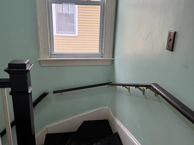 Lander St — Photo 8