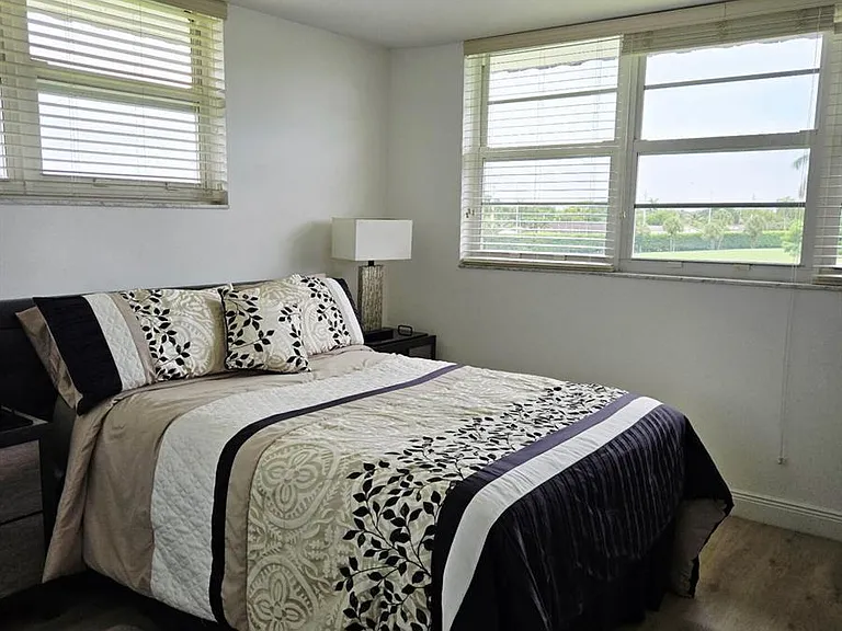 9923 S Hollybrook Lake Dr #310 — Photo 6