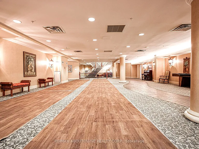 350 Princess Royal Dr #1002 — Photo 28