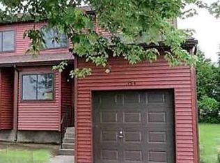 194 Sterling Pl, Highland, NY 12528