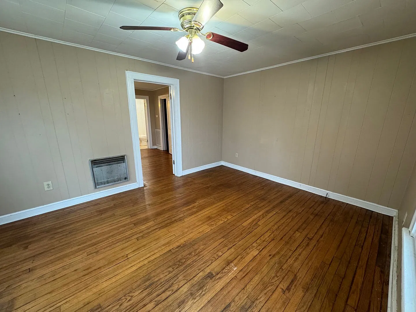 402 North 8th Street — Photo 2