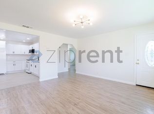 5637 44th St, Sacramento, CA 95824