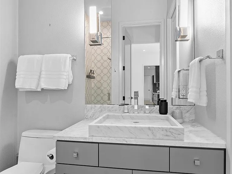 1500 The High Rd — Photo 18