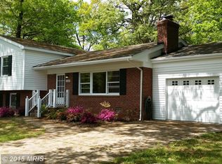 11100 Bowen Ave, Great Falls, VA 22066