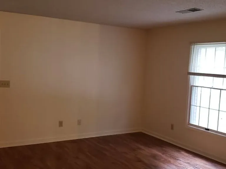 455 Ridgefields Rd #3 — Photo 3