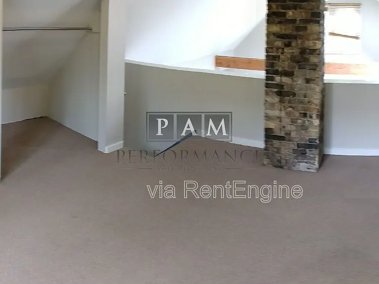 1521 N Jefferson St #A — Photo 9