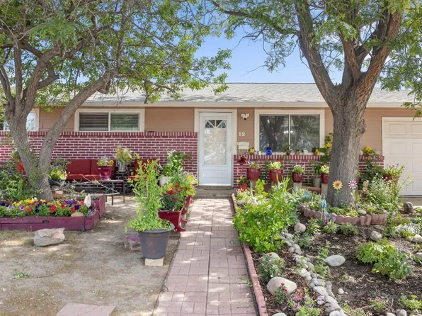 12 Sherman Ct, Longmont, CO 80501