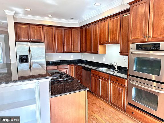 4th image of 16436 Steerage Cir