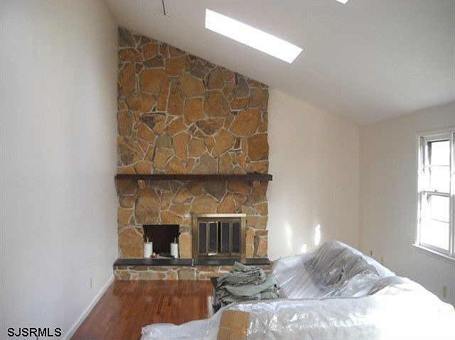 1st image of 715 Breckley Ave
