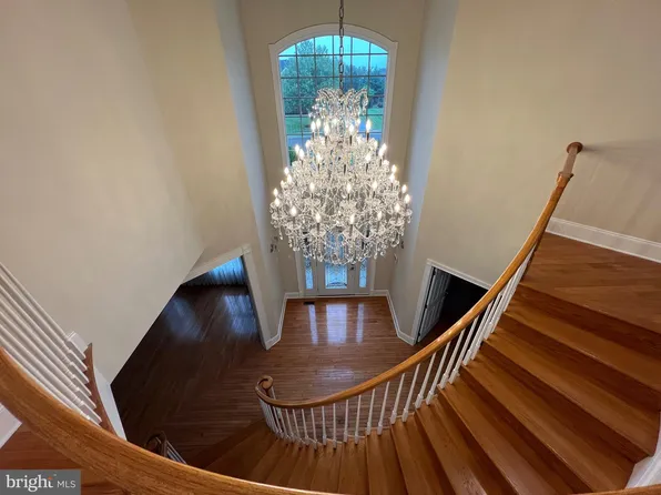 64 Livery Dr, Churchville, PA 18966