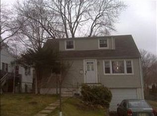 9 Sunnyside Rd, West Orange, NJ 07052