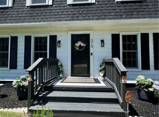 315 Sharon Dr, Seaford, VA 23696