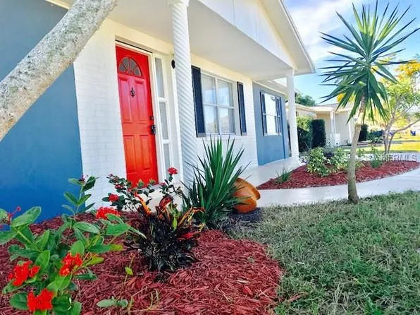 1453 Classic Dr, Holiday, FL 34691