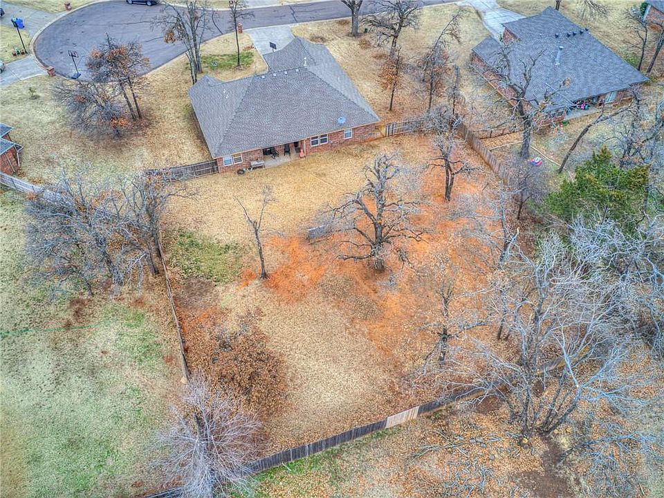 2nd image of 840 White Tail Ct