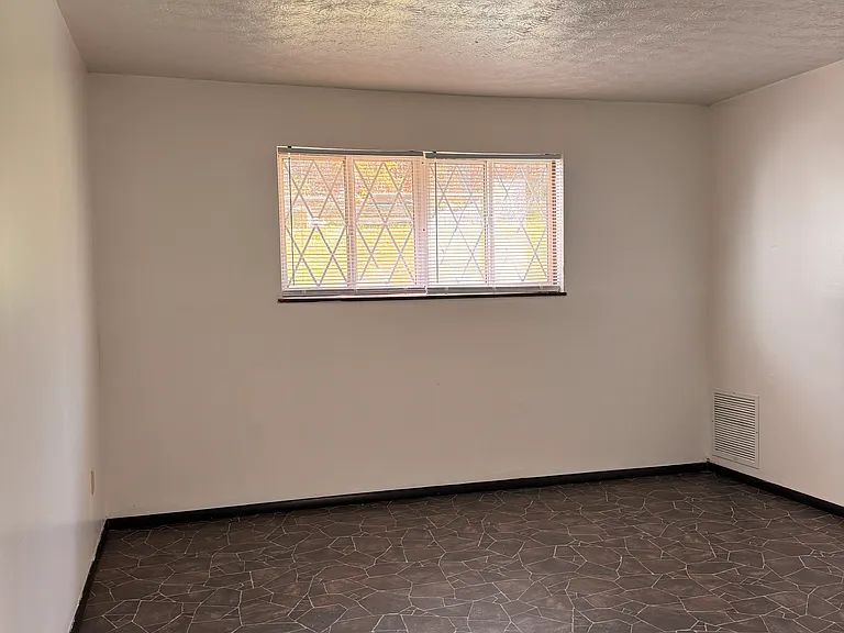 89 Palomino Dr #8 — Photo 6
