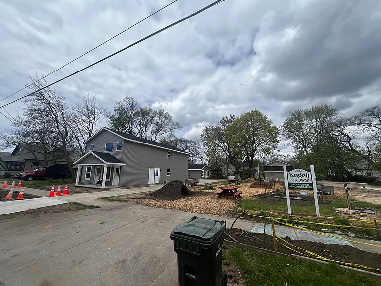 280 Allen Ave #2 — Photo 6