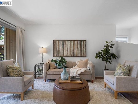 2nd image of 8975 Alcosta Blvd APT 132