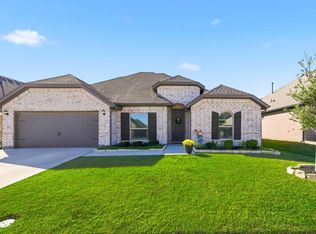 232 Clairmont Dr, Ponder, TX 76259