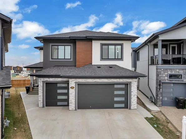 204 33rd St SW, Edmonton, AB T5Y 2C9