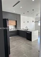 5th image of 4641 SW 32nd Ave #4D