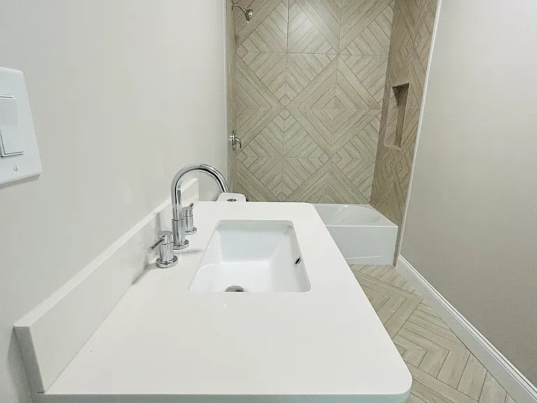 9 Dennison St #2 — Photo 5