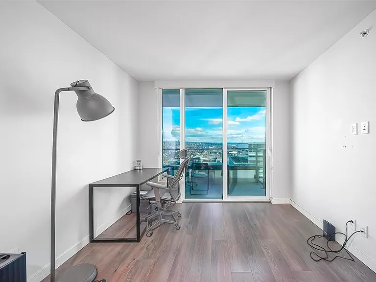 8189 Cambie St #2605 — Photo 5