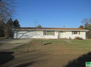 560 8th St NE, Primghar, IA 51245