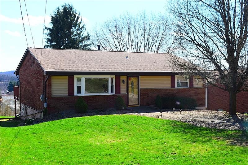 2nd image of 316 Altaview Dr