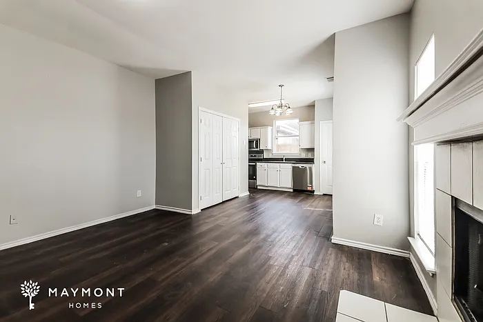 3336 Bellville Dr — Photo 7