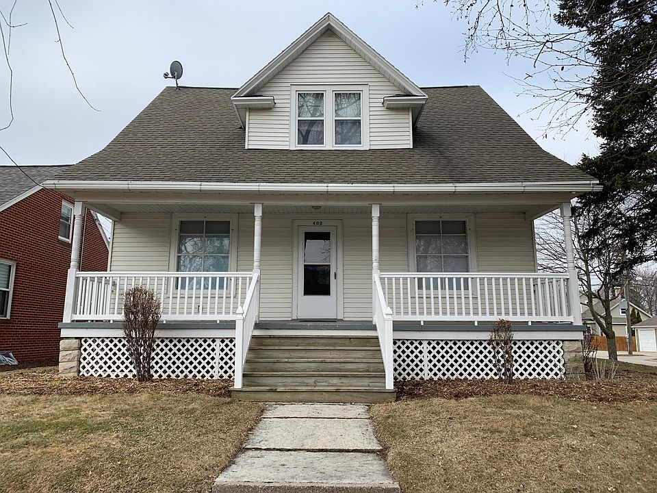 1st image of 402 S Superior St