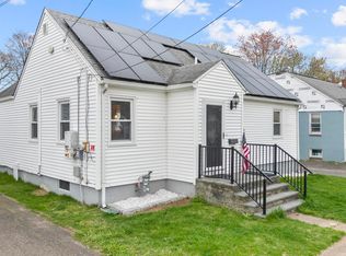31 Prospect Place Ext, East Haven, CT 06512