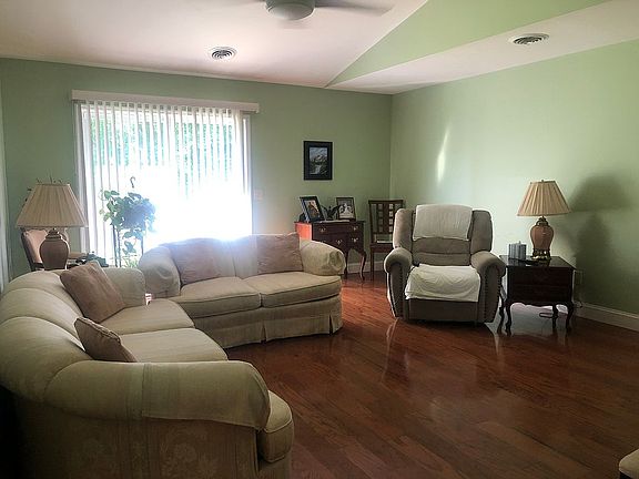5th image of 1125 Spearhead Dr