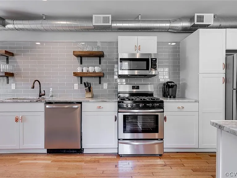 Remodeled kitchen with in-unit washer/dryer