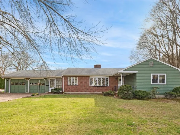 480 West St, Reading, MA 01867