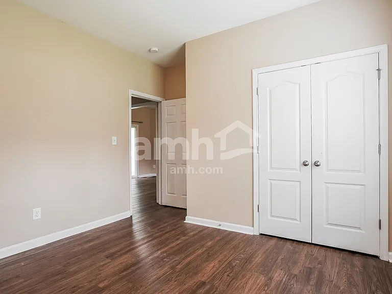 48 Kings Canyon Ct — Photo 15