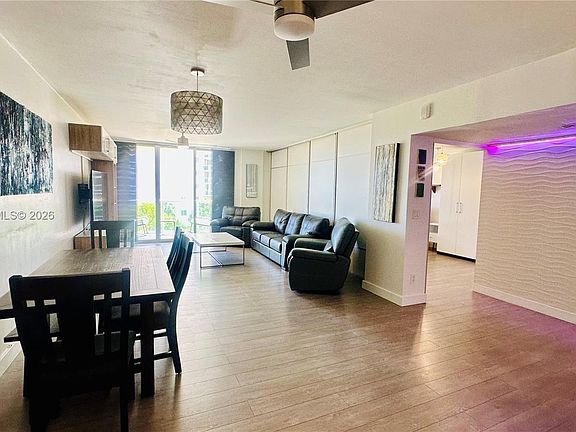 2nd image of 19390 Collins Ave APT 424