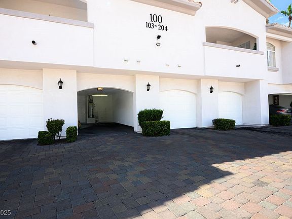 4th image of 100 Breezy Tree Ct Unit 104
