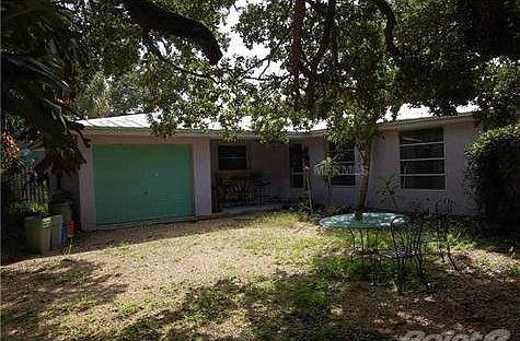2nd image of 5042 Oxford Dr