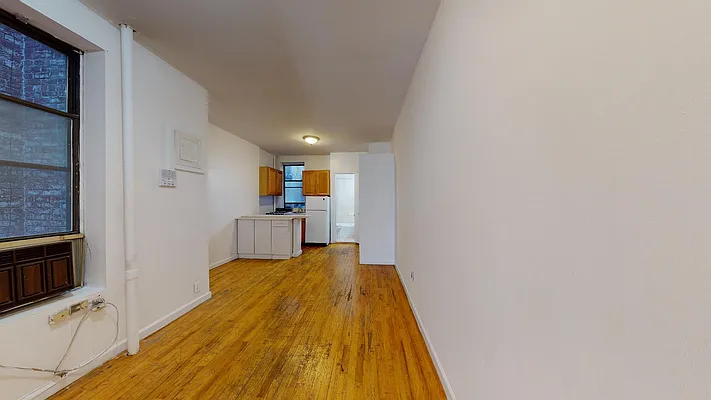 Rented by Bond New York | media 15