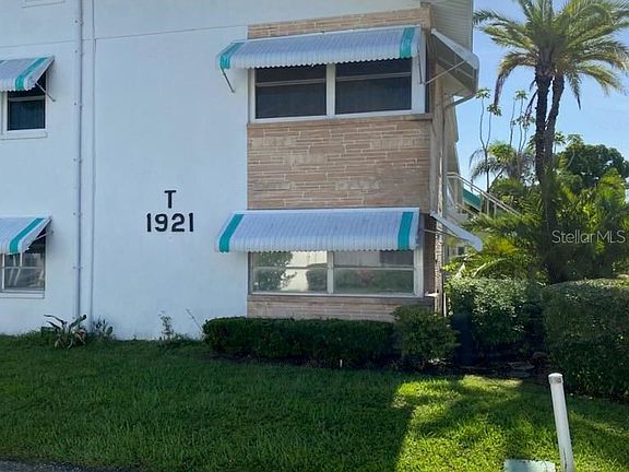 3rd image of 1921 58th Ave N APT 14