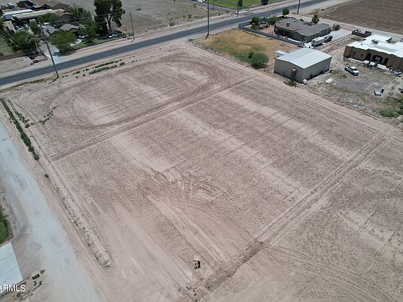 4th image of 2620 S 200th Avenue #-