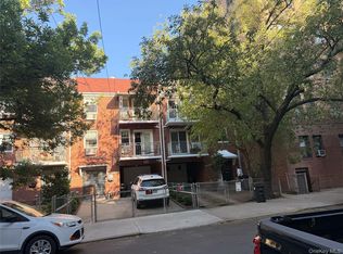 3409 30th St, Astoria, NY 11106