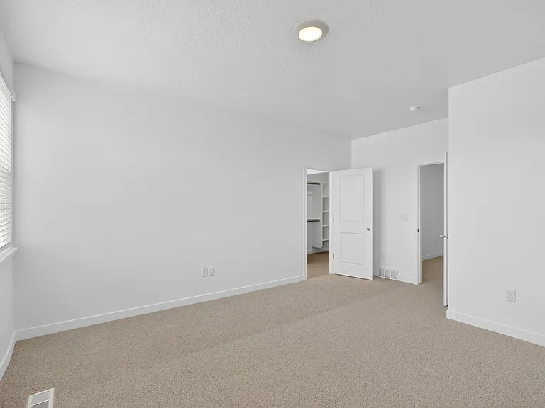 12667 S Mine Loop Ln — Photo 15