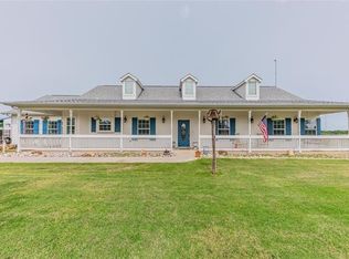 100 Quail Holw, Sunset, TX 76270