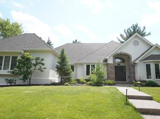 10725 Purdey Rd, Eden Prairie, MN 55347