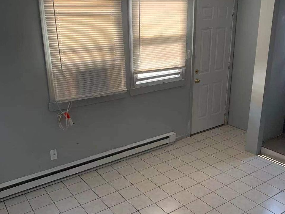 1st image of 2543 88th St