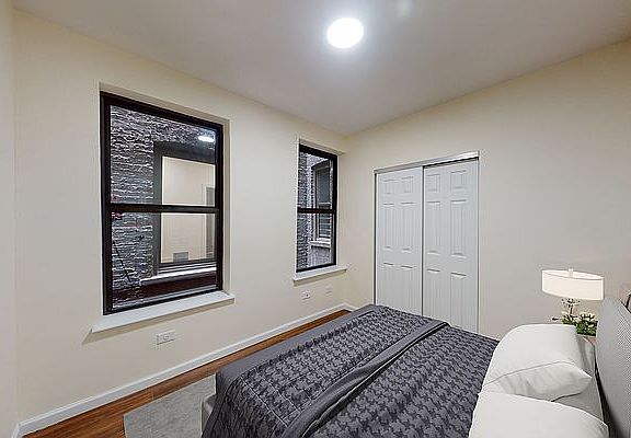4th image of 229 E 12th St #45A