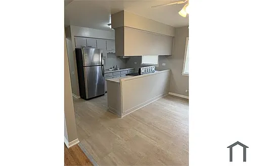 2716 W 87th St #1W Photo 1