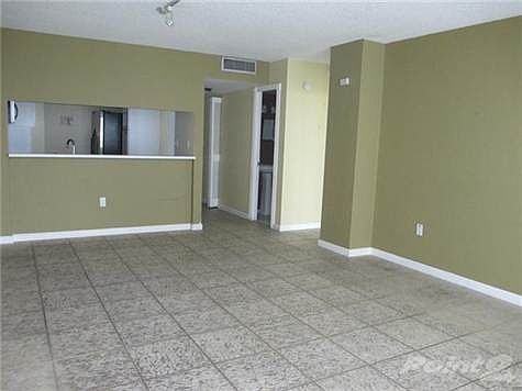 4th image of 600 NE 36th St APT 1919